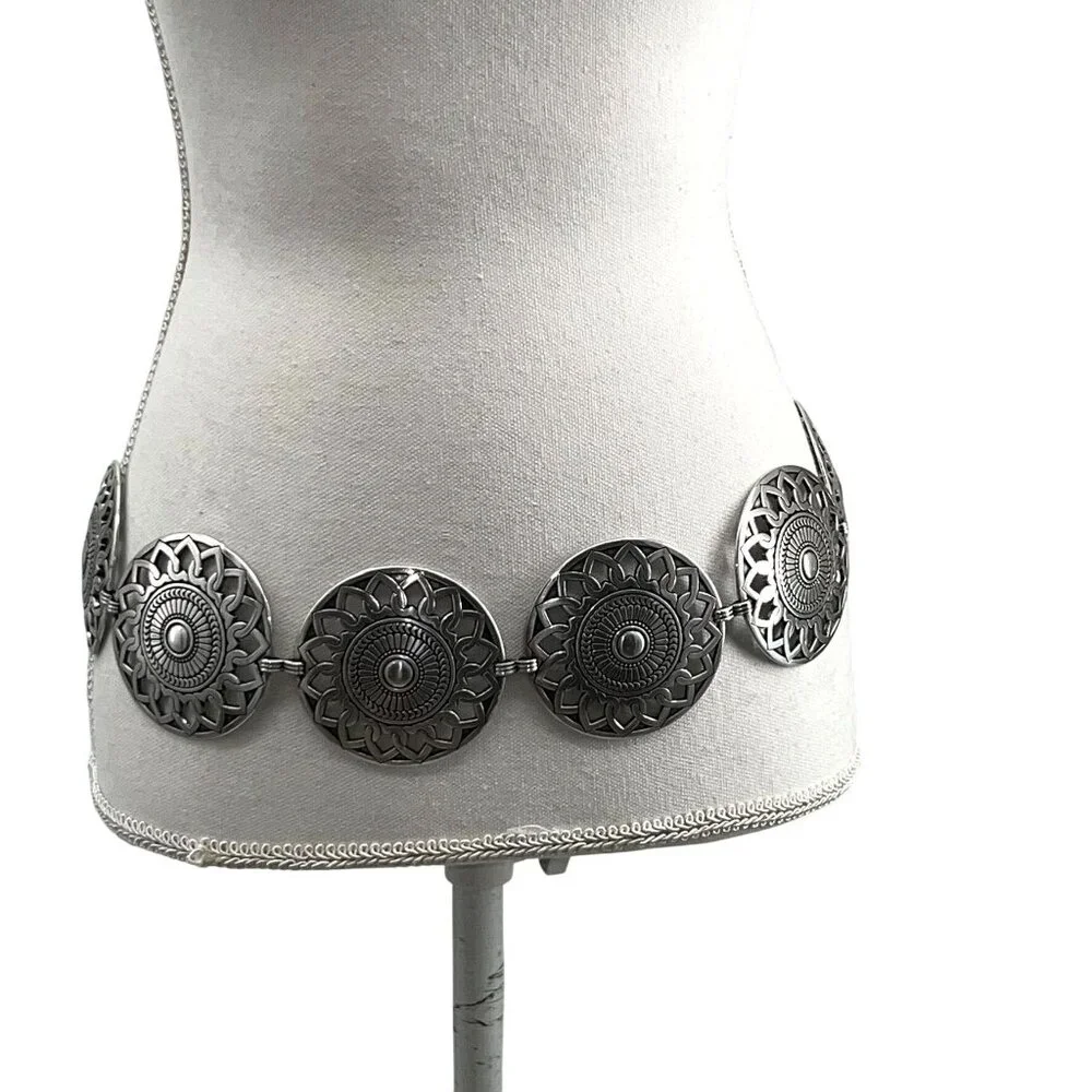 Black Faux Leather Concho Belt Womens 4/6? Boho Southwest Silver Tone Used Y2K - Picture 16 of 16